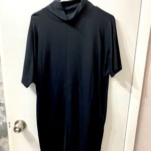 Mock neck short sleeve dress
